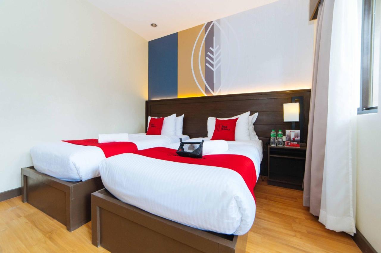 Hotel Reddoorz Premium @ Sta Rosa Tagaytay Road Silang Zewnętrze zdjęcie