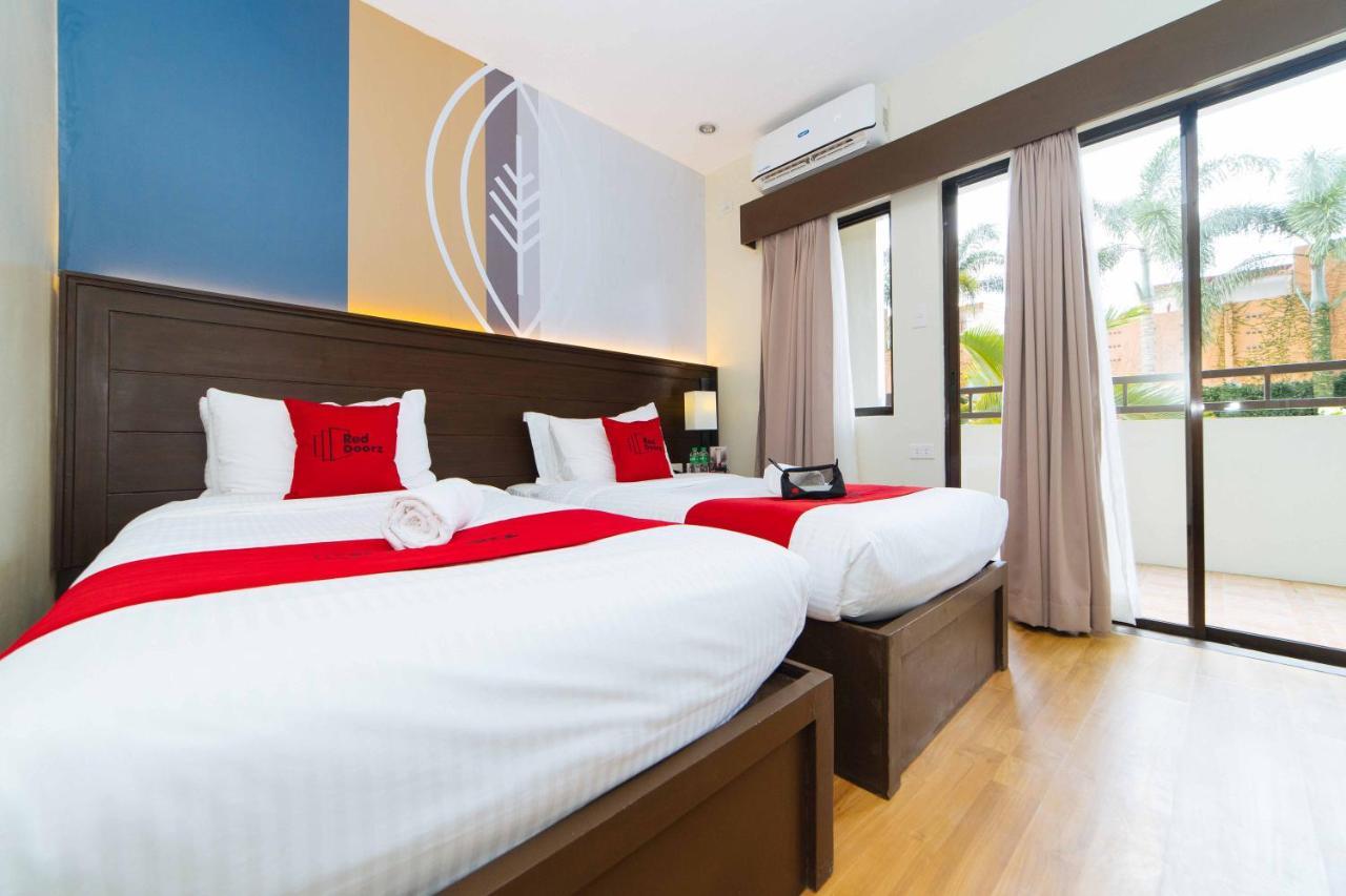 Hotel Reddoorz Premium @ Sta Rosa Tagaytay Road Silang Zewnętrze zdjęcie