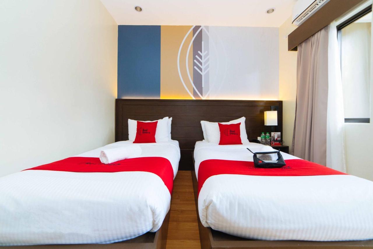 Hotel Reddoorz Premium @ Sta Rosa Tagaytay Road Silang Zewnętrze zdjęcie