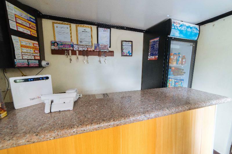 Hotel Reddoorz Premium @ Sta Rosa Tagaytay Road Silang Zewnętrze zdjęcie