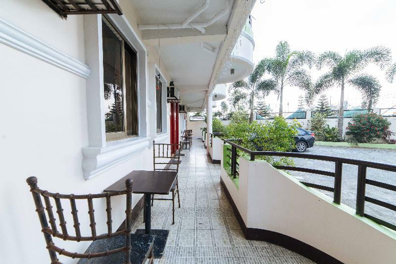 Hotel Reddoorz Premium @ Sta Rosa Tagaytay Road Silang Zewnętrze zdjęcie